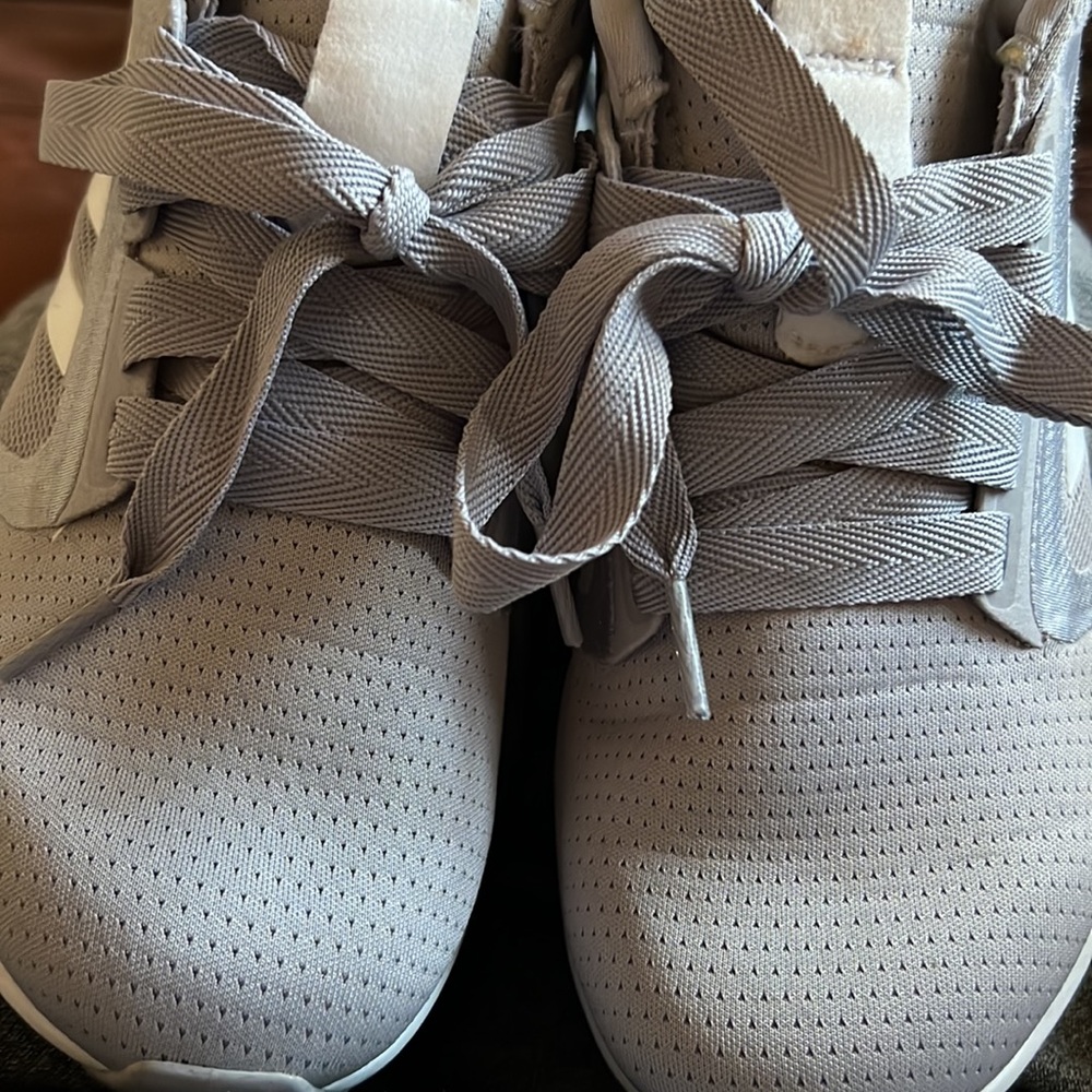 Adidas Edge Lux sneakers, 6.5 EUC - Picture 11 of 12
